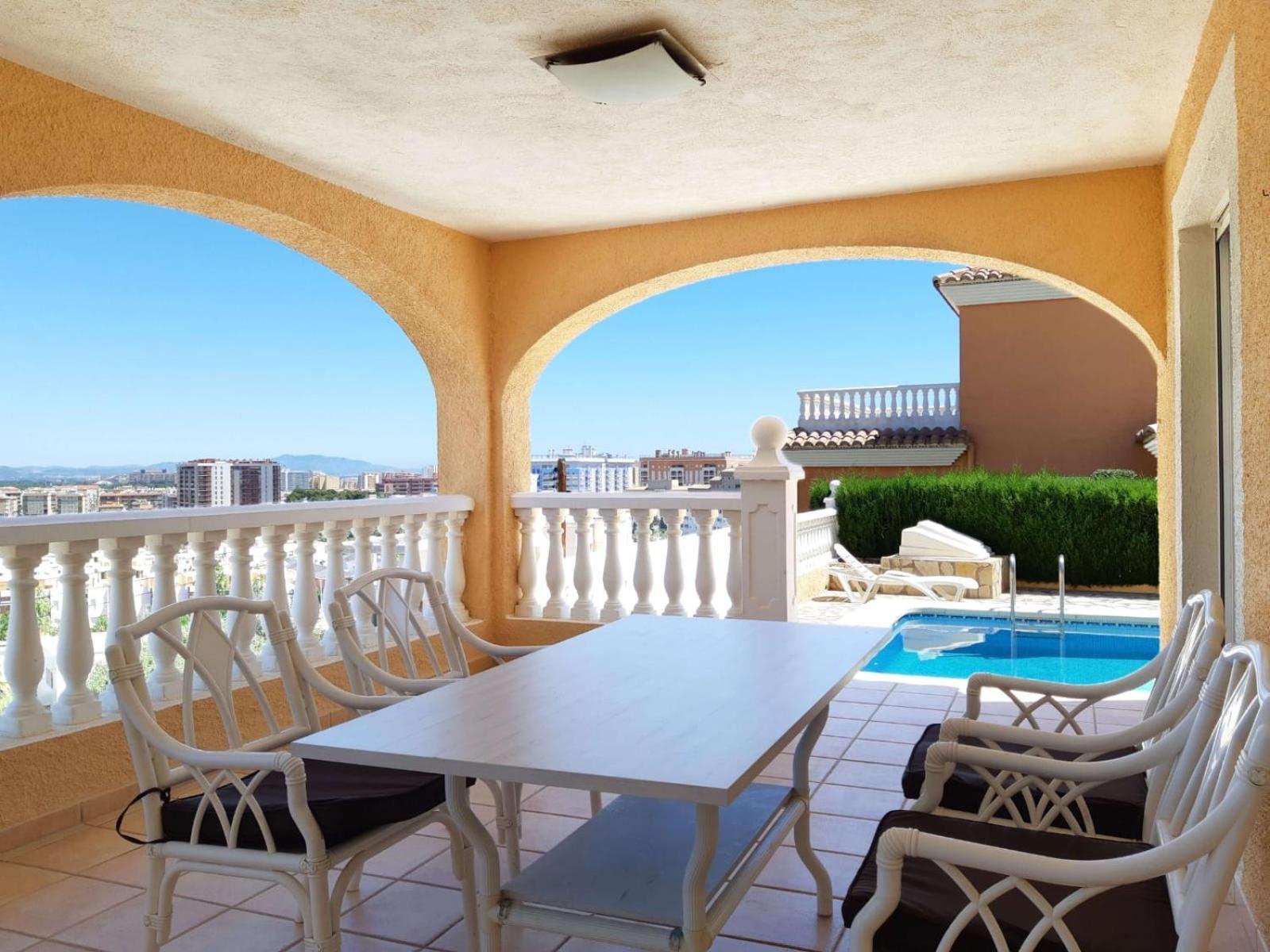 Villa De 2 Plantas Orpesa Kültér fotó